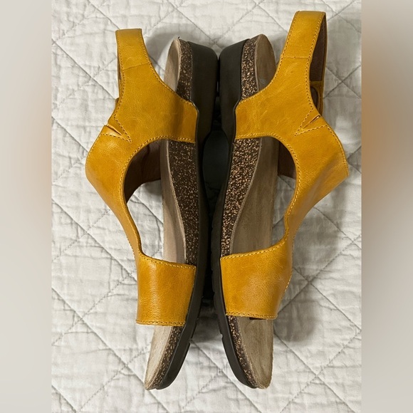 Dansko Reece Women's Burnished Leather Sandal W/ Cork Footbed Memory Foam Sz 10 - Picture 2 of 7